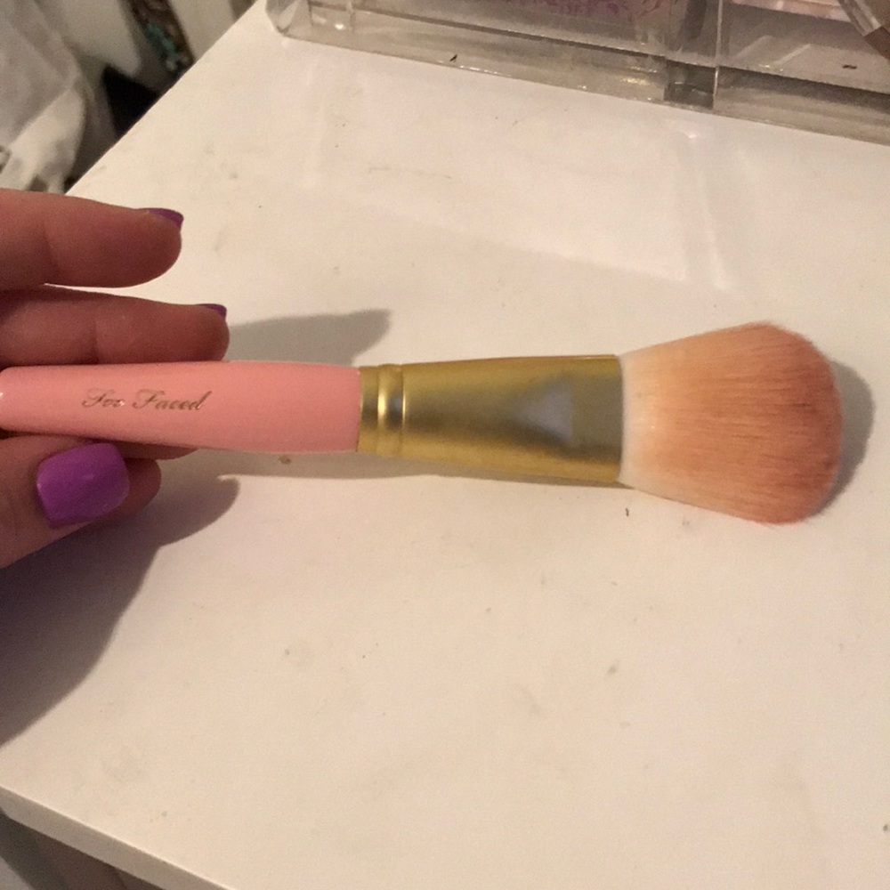 Too Faced Brush